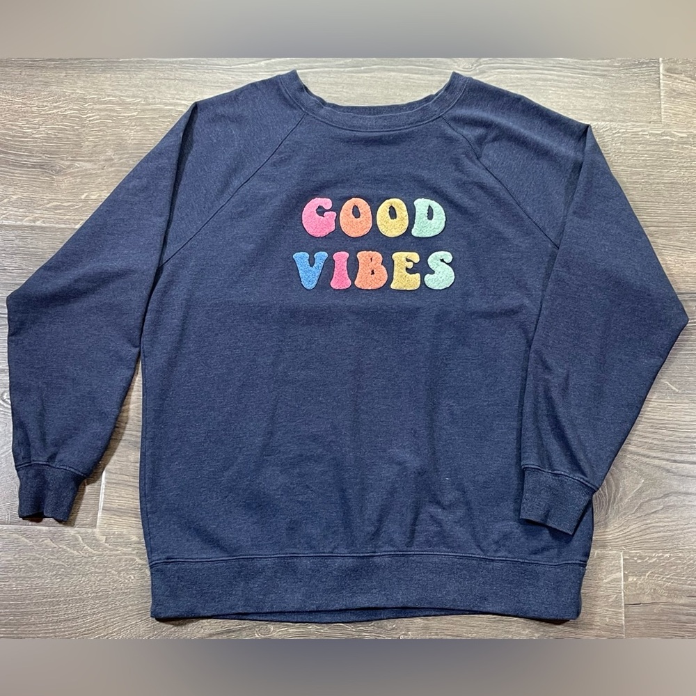 Wild Fox Good Vibes Rainbow French Terry Crewneck Sweater oversize Womens Medium